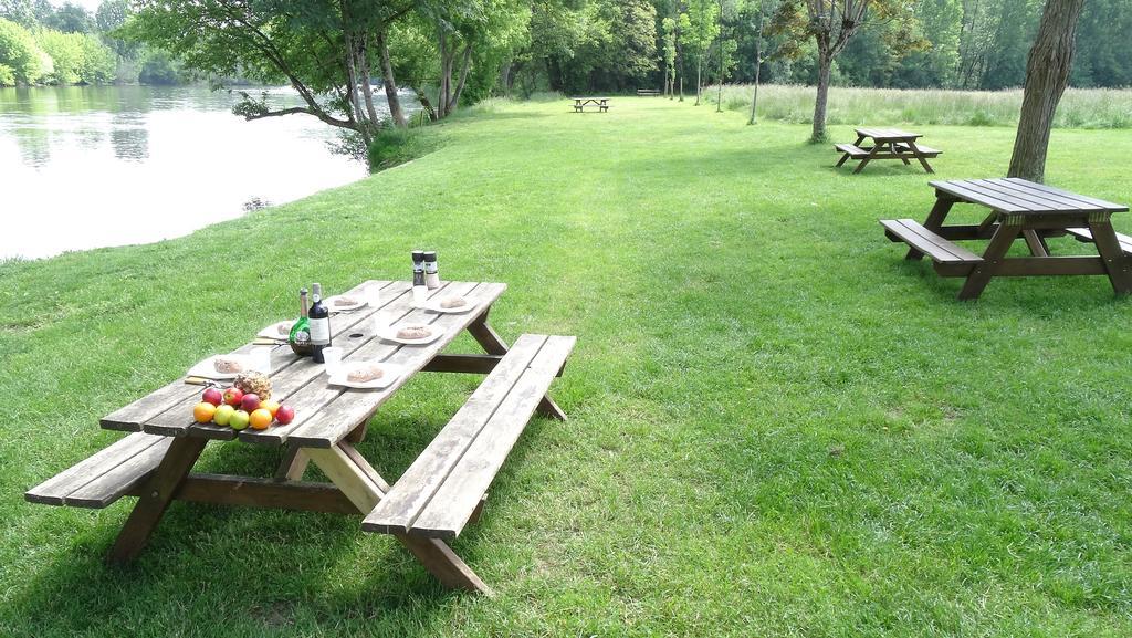 Terre D'Histoire - Baignade - Canoe - Piste Cyclable A 100 M 캬스텔노라샤펠 외부 사진